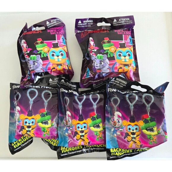 Lot of‎ 5, Five Nights at Freddy's Backpack Hangers (3) Series 1 & (2) Series 2 - Picture 1 of 1